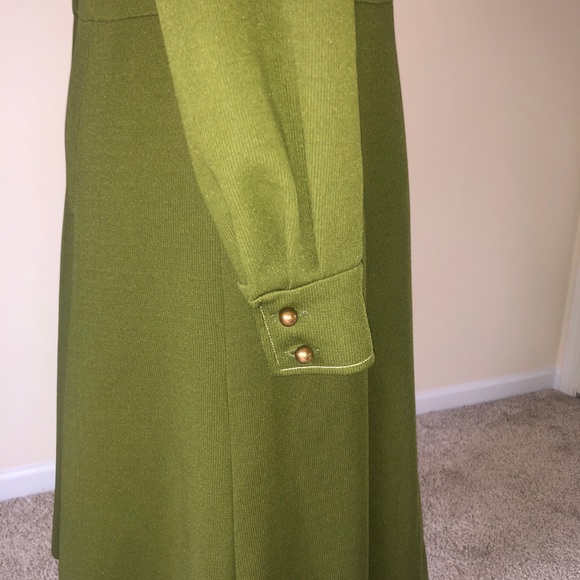 WONDERFUL VINTAGE ( 60s) DRESS-RETRO BARGAIN! - Picture 4 of 6